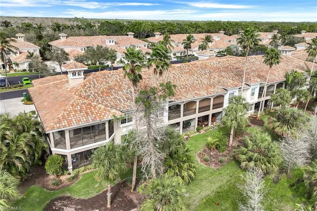$579,900 | 3970 Deer Crossing Court, Unit 106, Naples, FL 34114