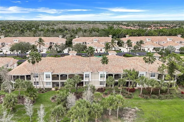 $579,900 | 3970 Deer Crossing Court, Unit 106, Naples, FL 34114