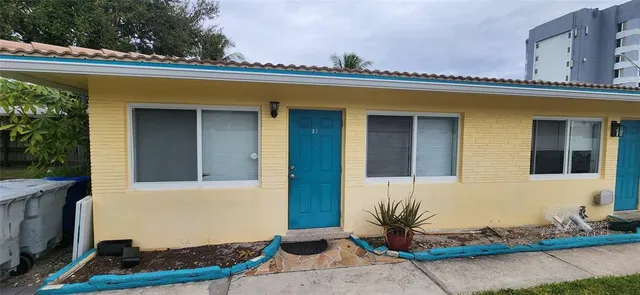 $1,400 | 35 Northeast 20th Avenue, Unit 37, Pompano Beach, FL 33060