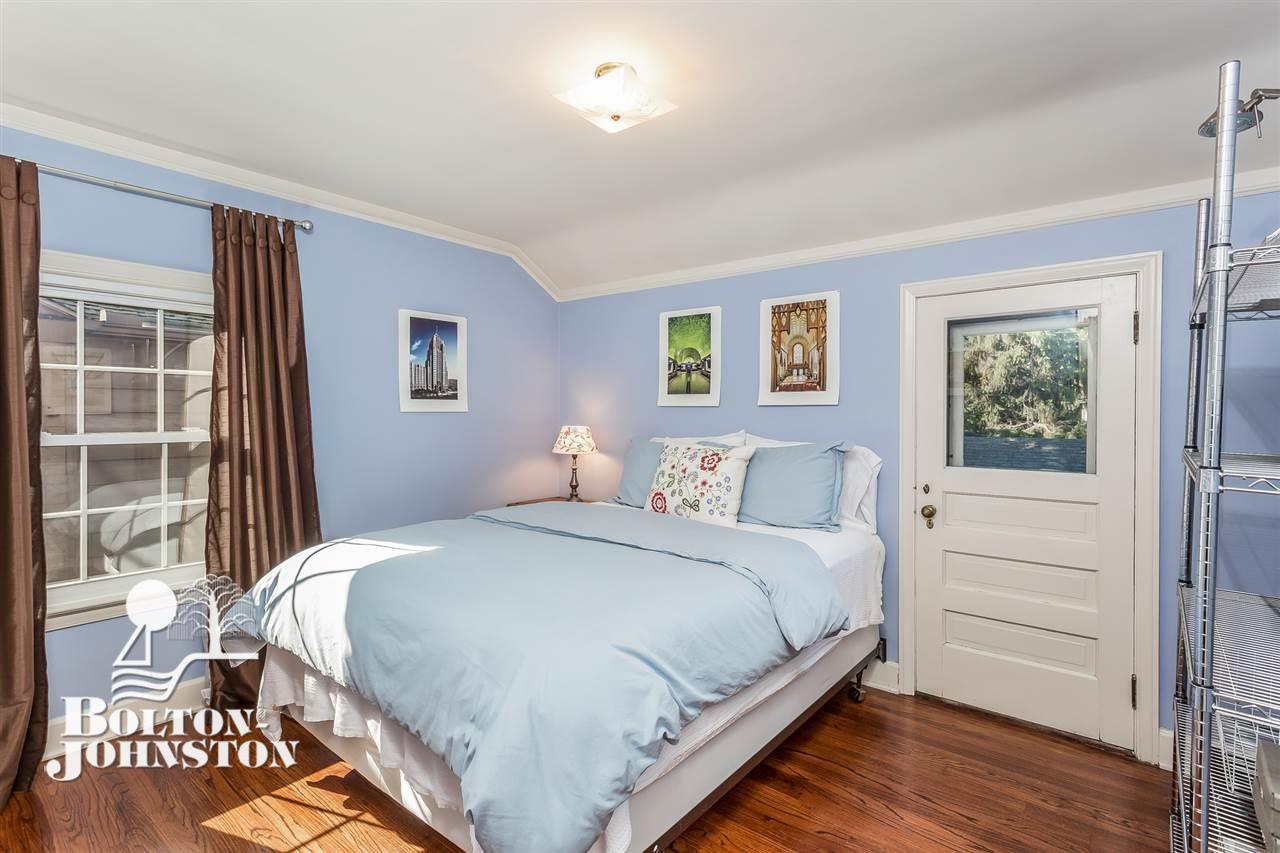 317 Merriweather Road Grosse Pointe Farms, MI 48236 - Photo 25 of 52