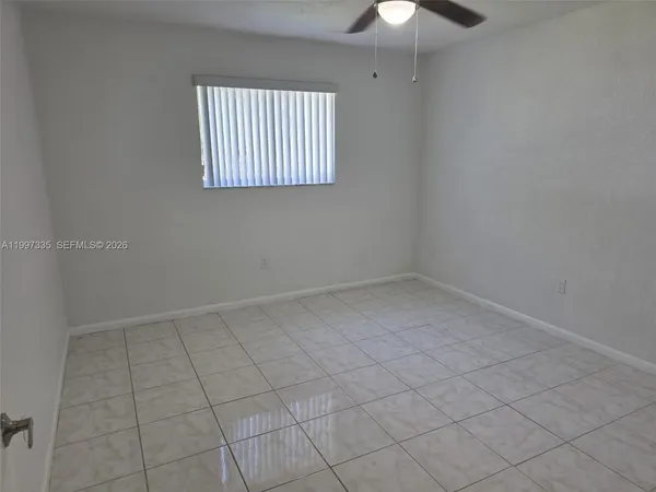 $2,300 | 965 Northwest 10th Street, Unit 1, Florida City, FL 33034