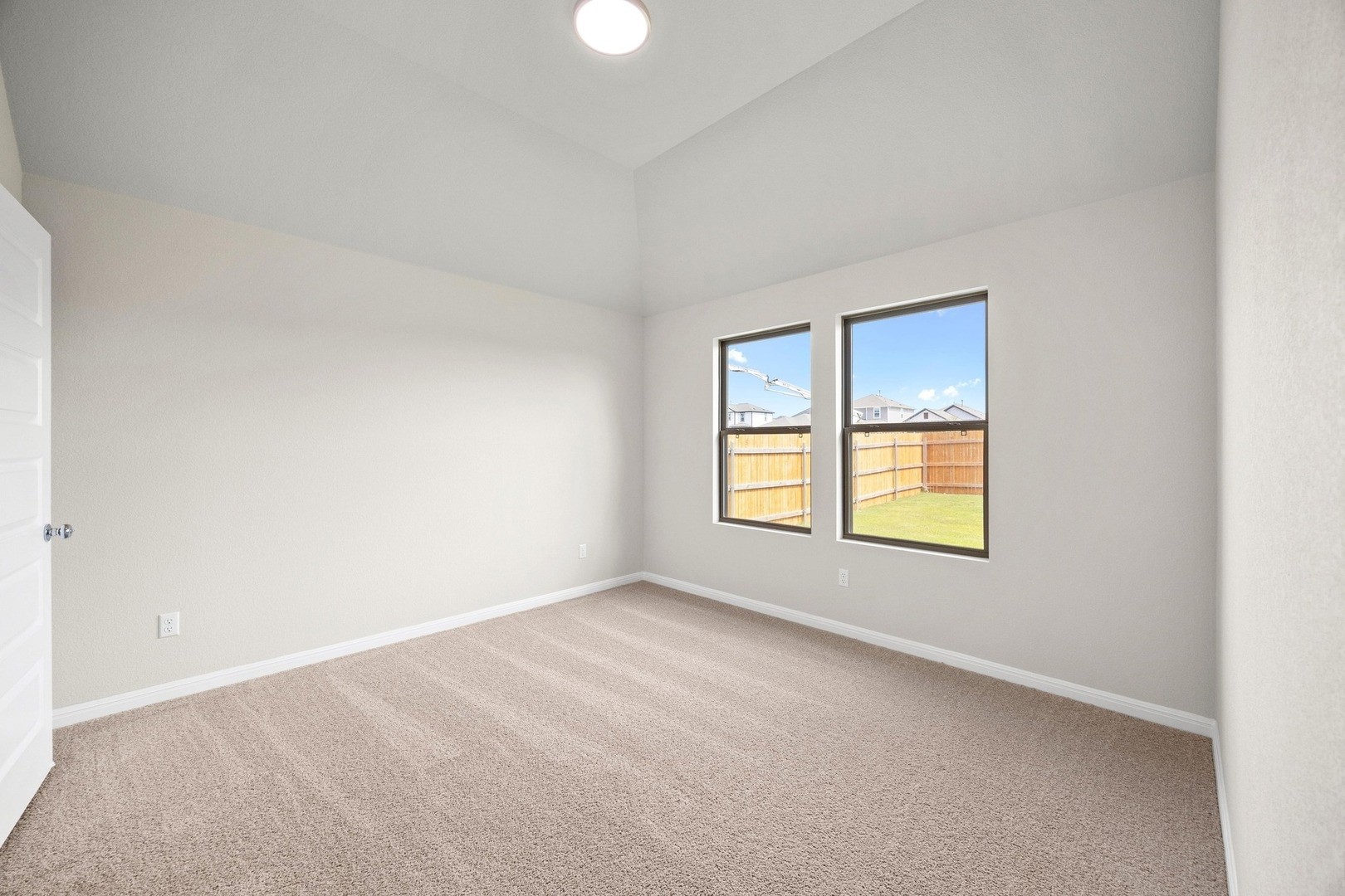 281 Bendecido Loop Elgin, TX 78621 - Photo 13 of 37