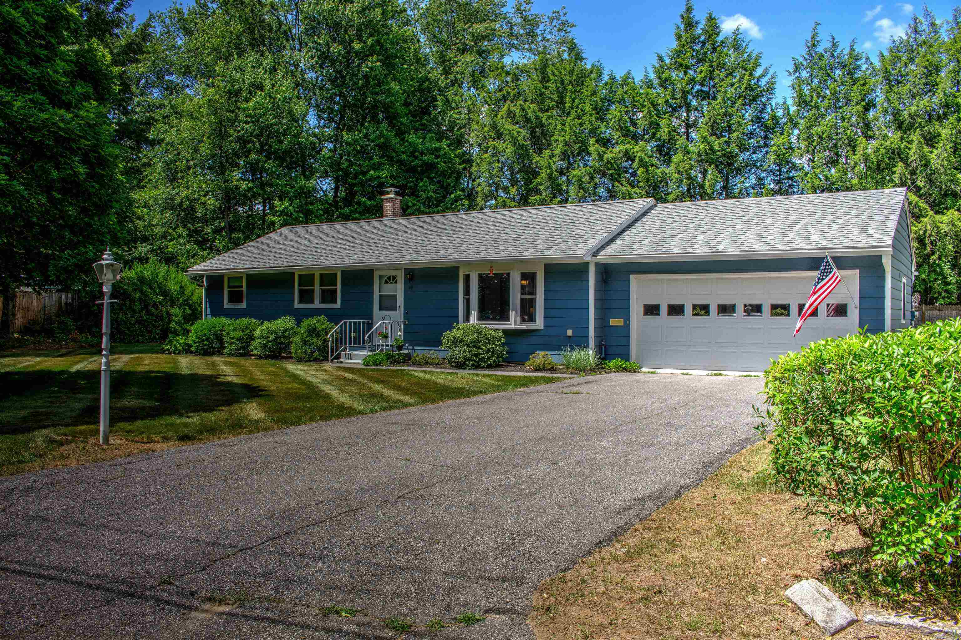 49 Robbins Road Keene, NH 03431 - Photo 2 of 26