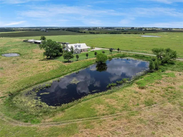 $999,000 | 3433 Cooksey Lane, Robinson, TX 76706