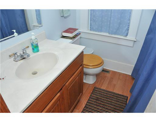 64261 Maple Road Lakeville, IN 46536 - Photo 9 of 12 Gallery Image 9