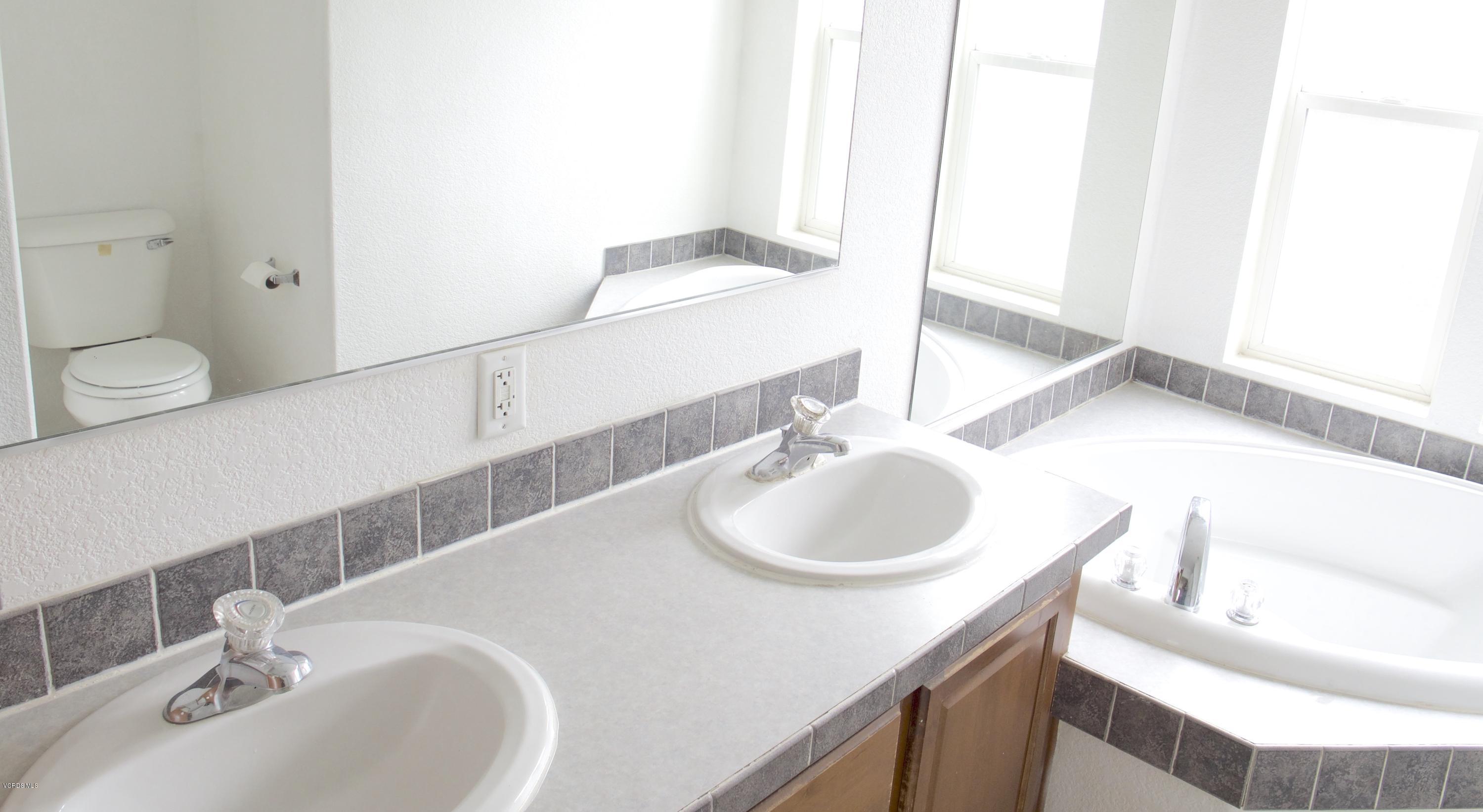 2400 East Pleasant Valley Road, Unit 81 Oxnard, CA 93033 - Photo 19 of 42 P1111306