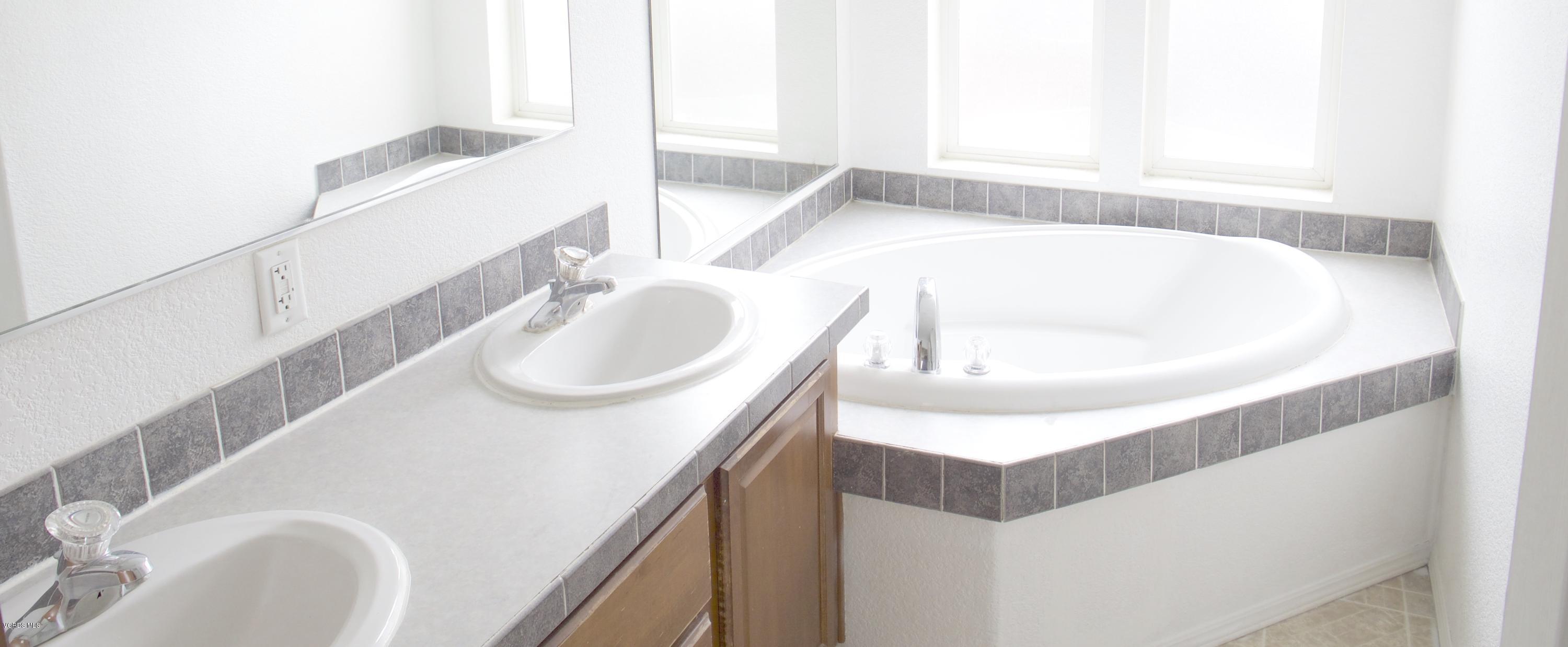 2400 East Pleasant Valley Road, Unit 81 Oxnard, CA 93033 - Photo 20 of 42 P1111305