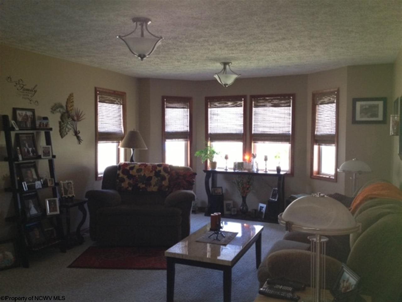 401 Sandy Holw Road Bridgeport, WV 26330 - Photo 7 of 11 Gallery Image 7