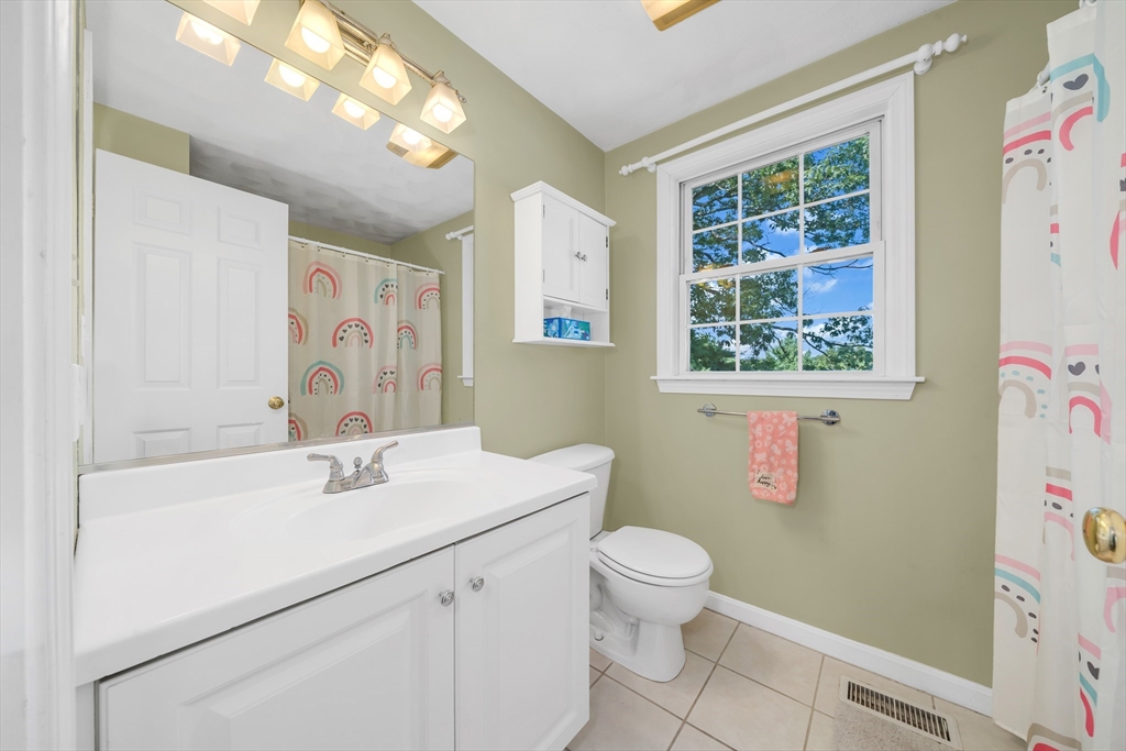 104 Kimball Road Amesbury, MA 01913 - Photo 25 of 35 Gallery Image 25