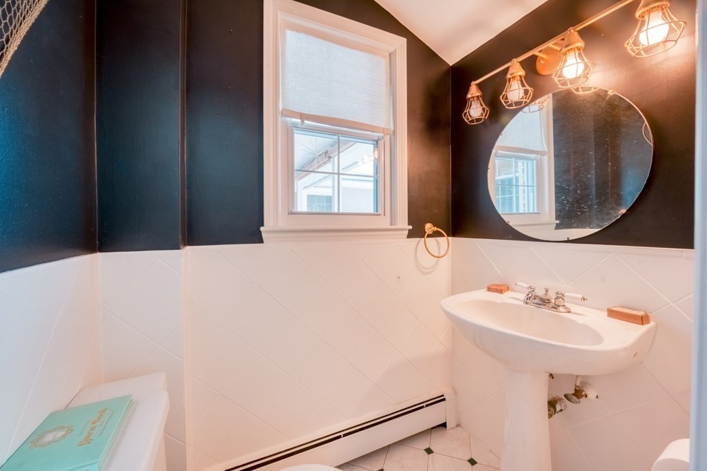 80 Robin Hill Road Chelmsford, MA 01824 - Photo 16 of 42 Gallery Image 16