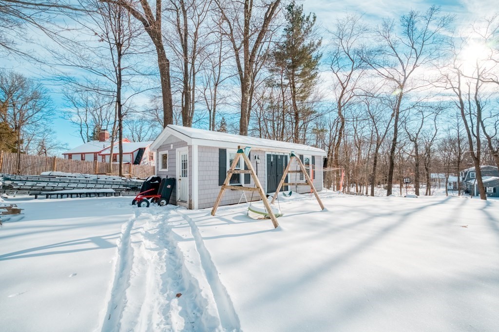 80 Robin Hill Road Chelmsford, MA 01824 - Photo 38 of 42 Gallery Image 38