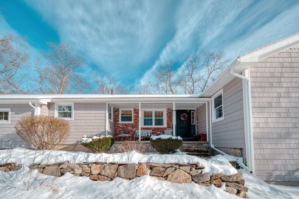 80 Robin Hill Road Chelmsford, MA 01824 - Photo 4 of 42 Gallery Image 4