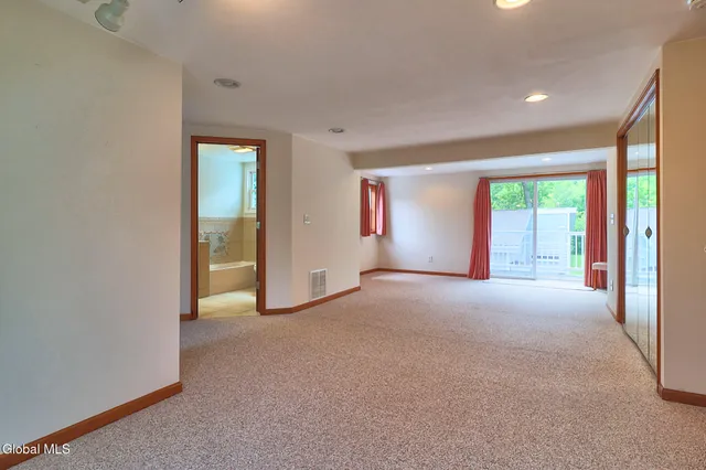 $329,000 | 22 Schaffer Drive, Colonie, NY 12047