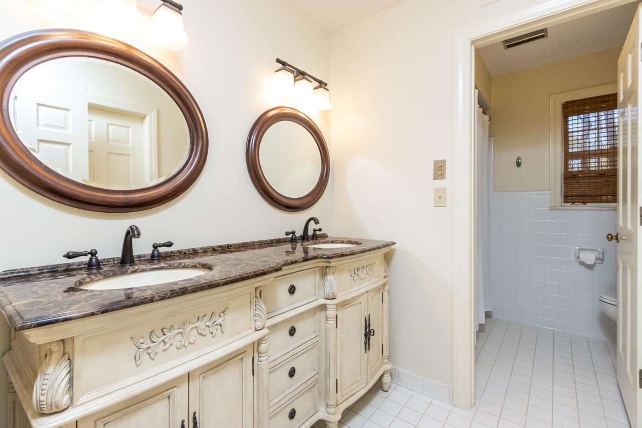 2323 Kirby Road Memphis, TN 38119 - Photo 22 of 25 Gallery Image 22