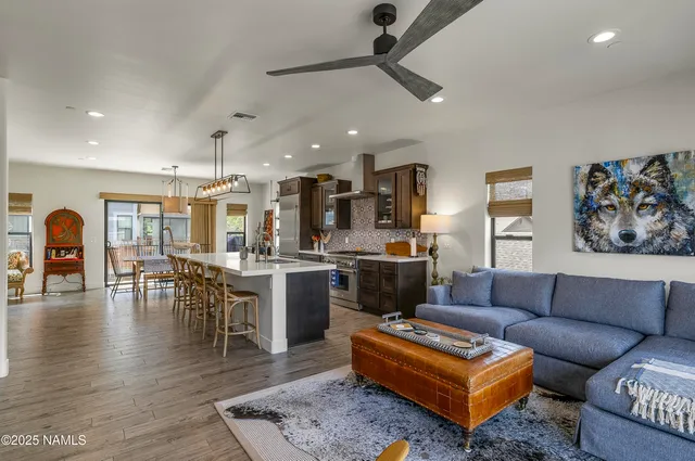 $950,000 | 613 North Beaver Street, Unit 4, Flagstaff, AZ 86001