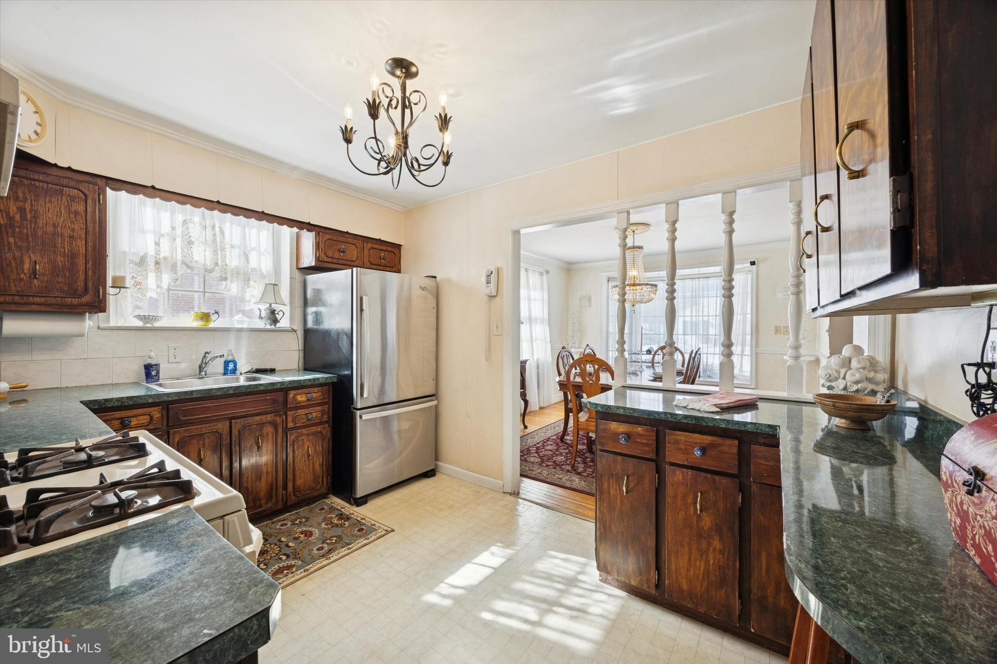 4 Myrtle Avenue Havertown, PA 19083 - Photo 10 of 31