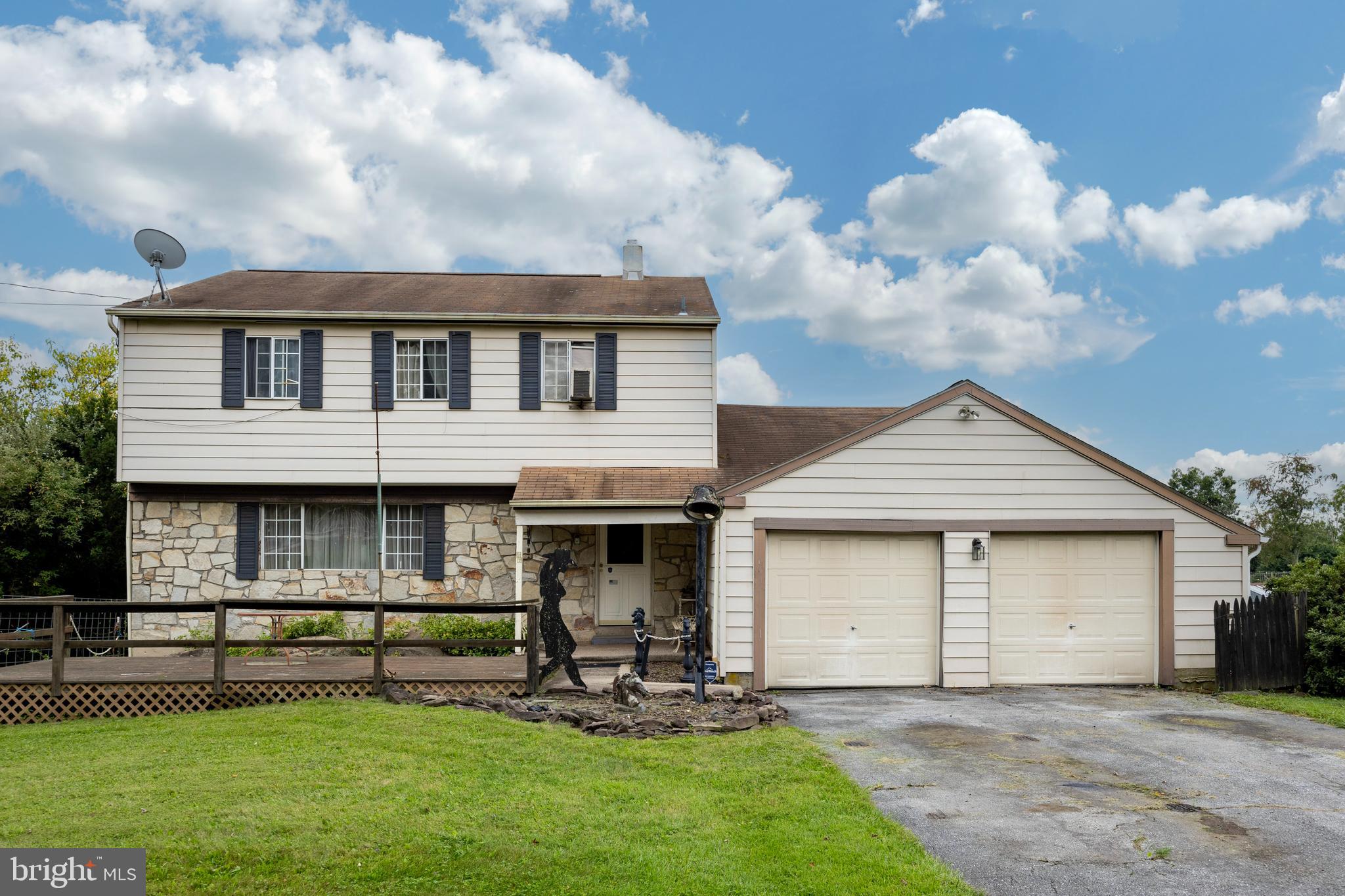 46 Little Road Perkiomenville, PA 18074 - Photo 52 of 57 exterior front