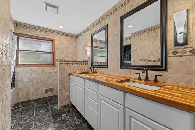 $539,900 | 9808 West Menomonee Park Court, Milwaukee, WI 53225