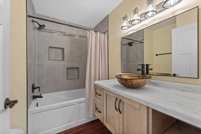 $539,900 | 9808 West Menomonee Park Court, Milwaukee, WI 53225