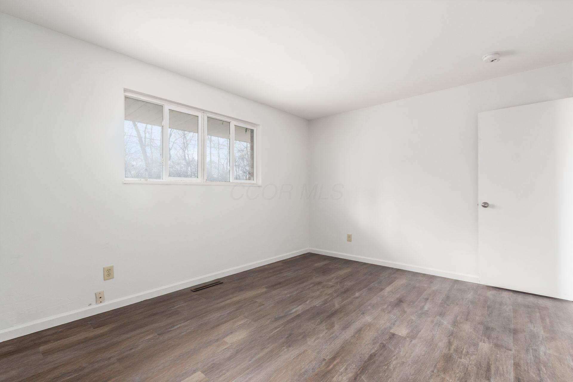 1565 Smith Road Columbus, OH 43207 - Photo 16 of 24 016_a3018cdeb_M 1565 Smith029