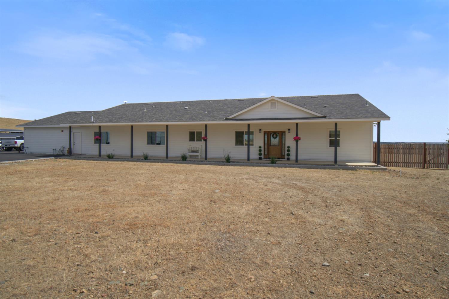 7991 South Shingle Road Shingle Springs, CA 95682 - Photo 53 of 58 a front view of a house with a garden