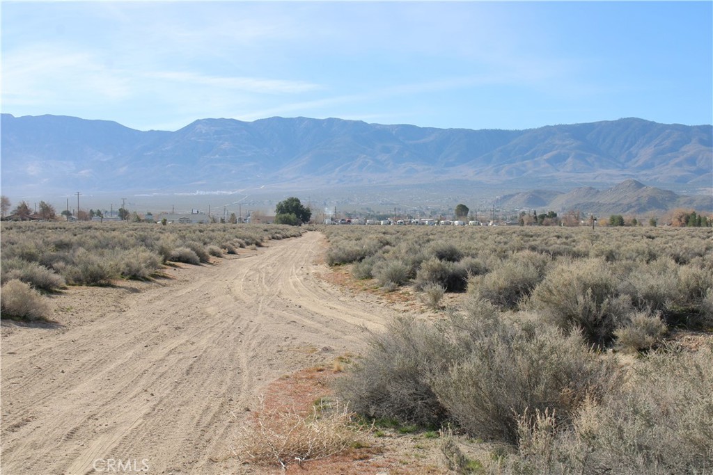 19-ac Sunrise Road Lucerne Valley, CA 92356 - Photo 3 of 15 a view of mountain and a mountain view