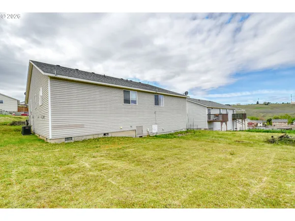 $228,500 | 921 Southwest Nye Avenue, Pendleton, OR 97801