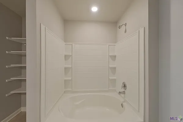 $1,895 | 406 Mango Drive, Lafayette, LA 70507