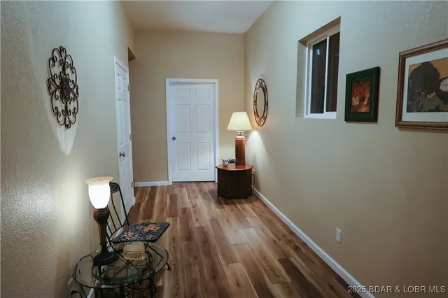 $425,000 | 170 Beacon Road, Eldon, MO 65026