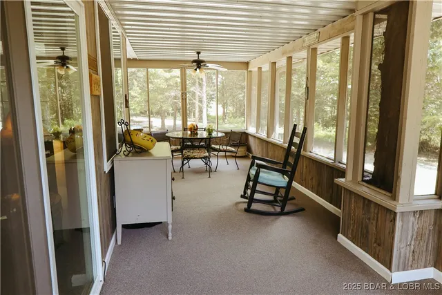 $425,000 | 170 Beacon Road, Eldon, MO 65026