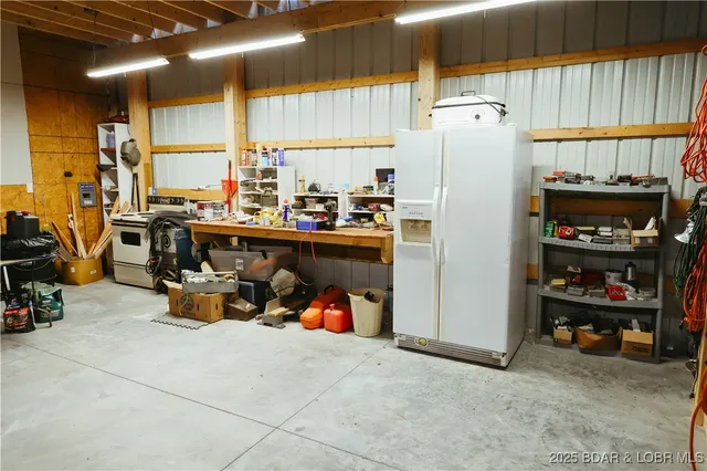 $425,000 | 170 Beacon Road, Eldon, MO 65026