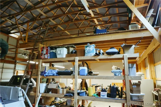 $425,000 | 170 Beacon Road, Eldon, MO 65026