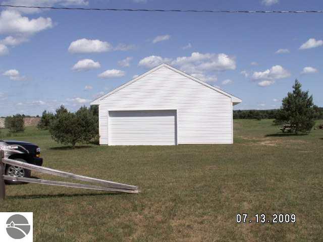 6407 Conrad Road Mancelona, MI 49659 - Photo 5 of 8 1787746-4.JPG