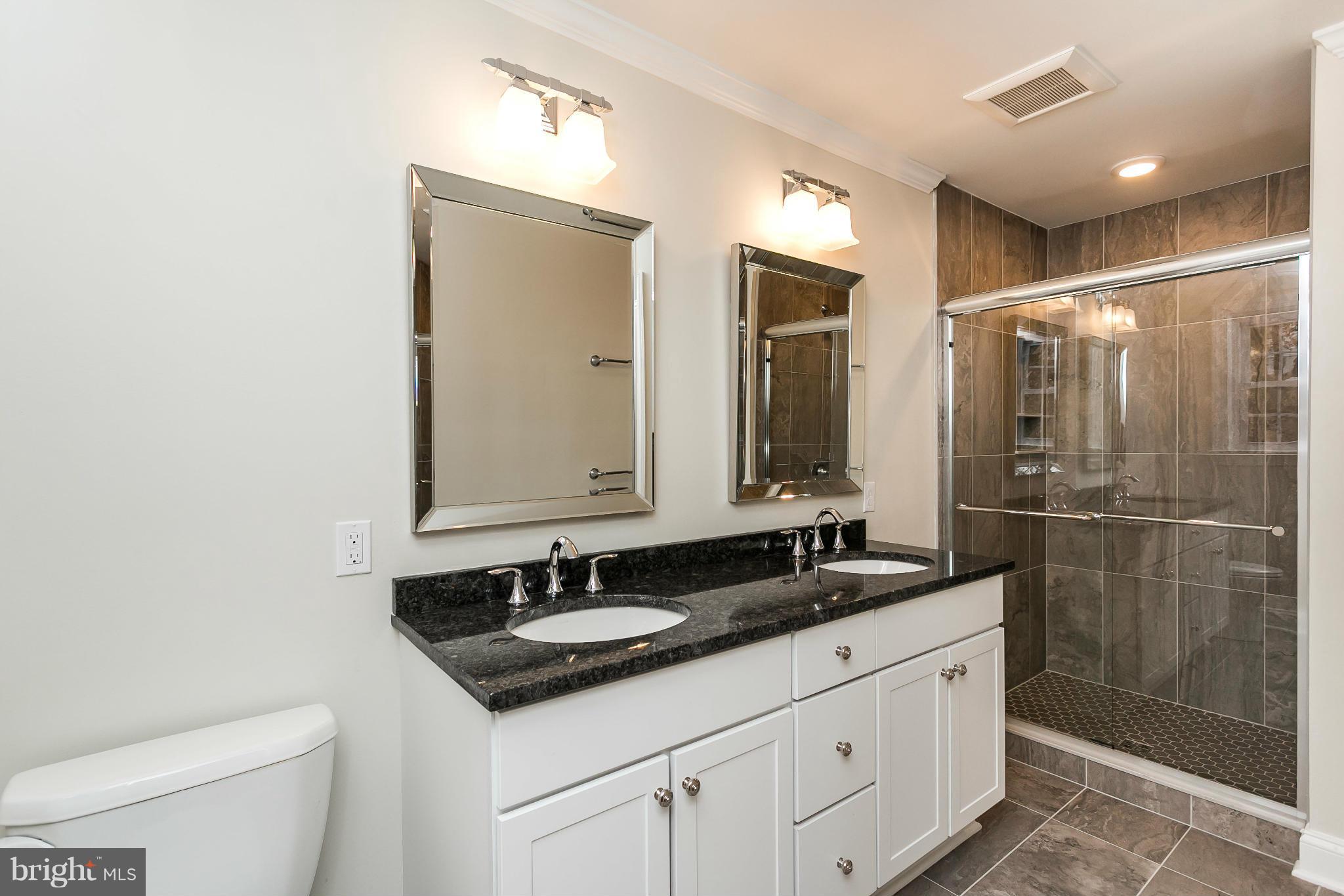 207 Purlington Road Lutherville-Timonium, MD 21093 - Photo 11 of 23 Bath (Master)