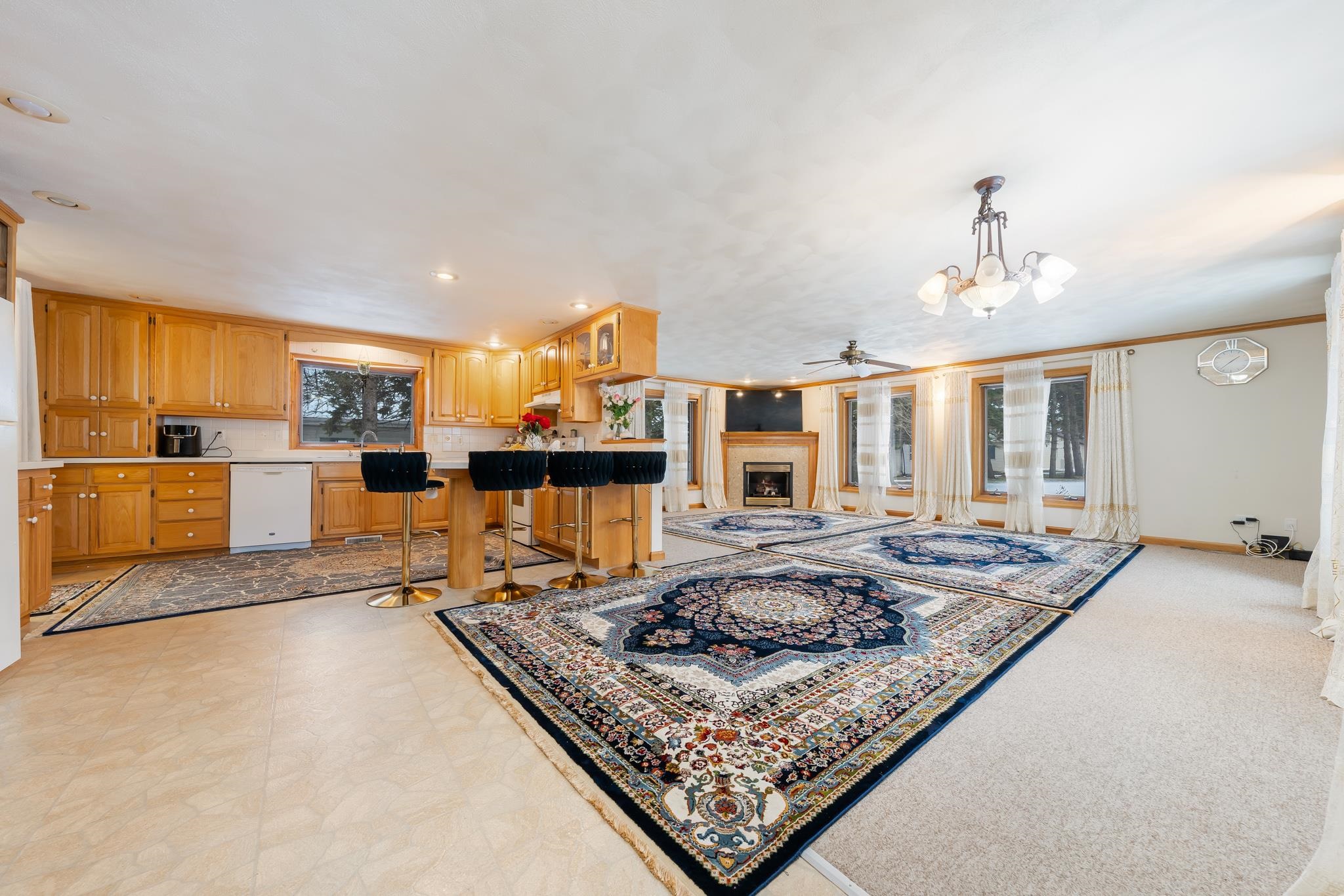 3505 North Richmond Street Appleton, WI 54914 - Photo 4 of 41