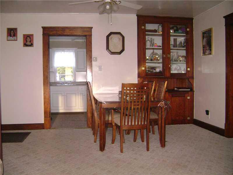 2423 Savannah Road New Castle, PA 16101 - Photo 5 of 20 Dining Room.