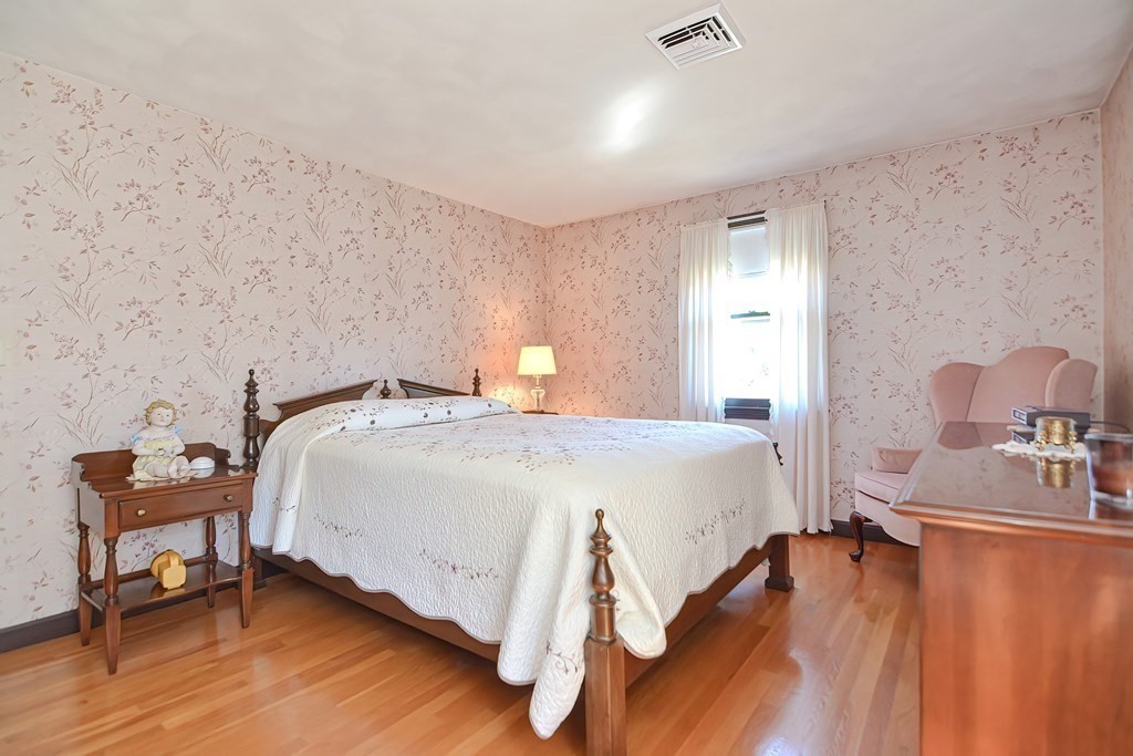 10 Agnes Road Milford, MA 01757 - Photo 17 of 35 Gallery Image 17
