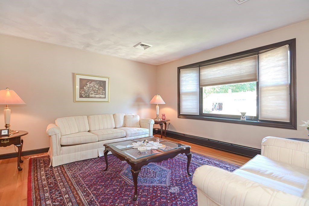 10 Agnes Road Milford, MA 01757 - Photo 8 of 35 Gallery Image 8