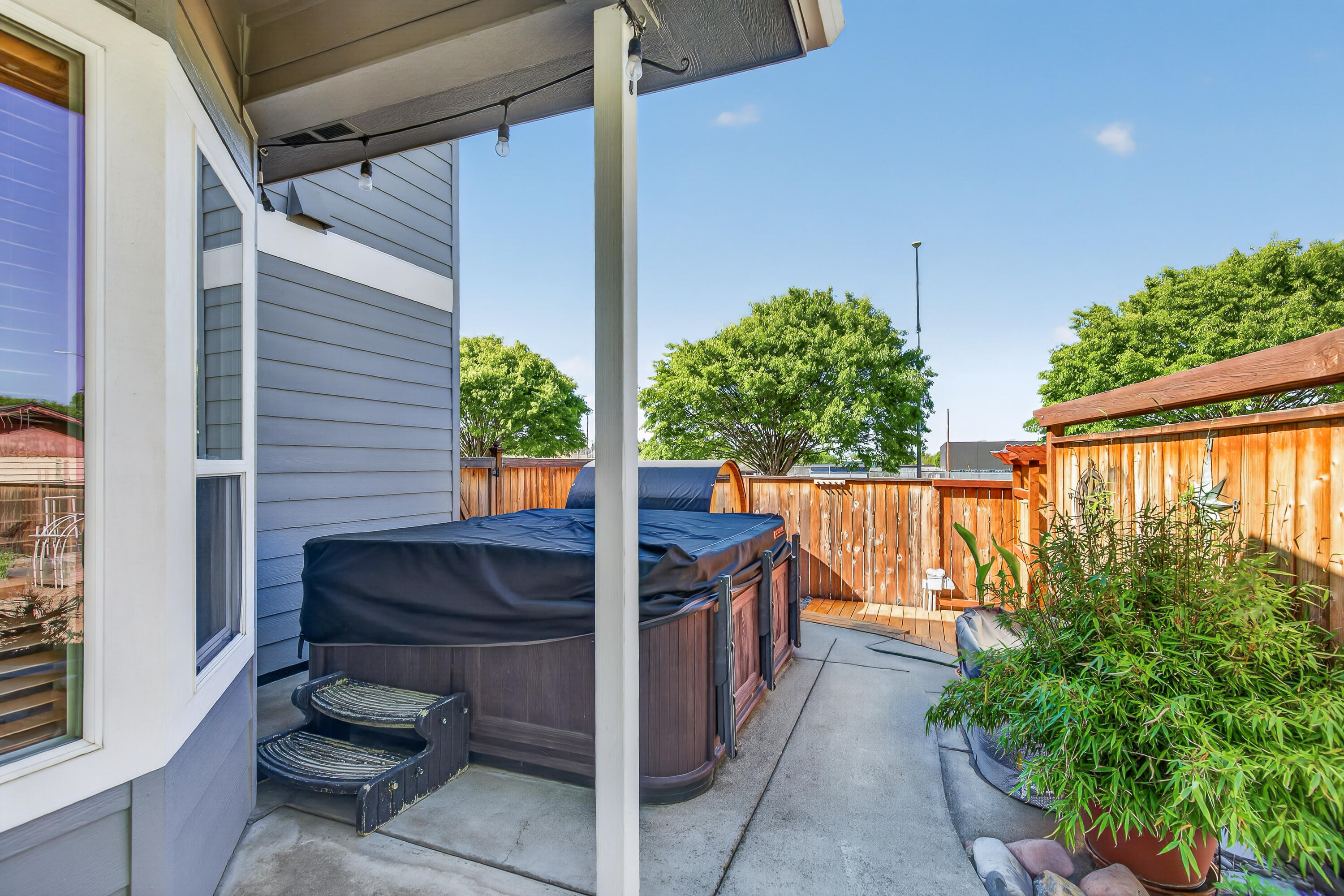 2011 Spruce Way Medford, OR 97501 - Photo 20 of 26 30-30