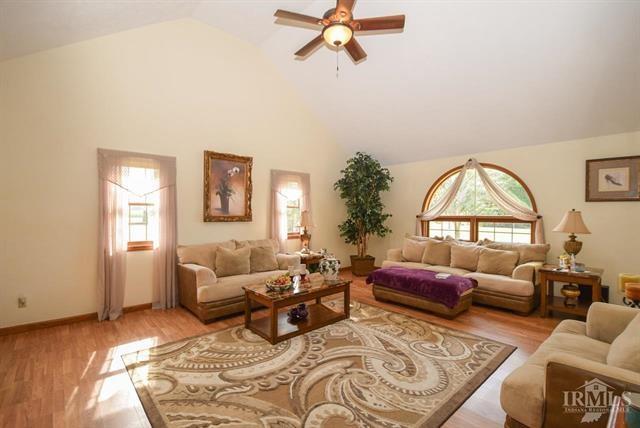 11300 West Division Road Yorktown, IN 47396 - Photo 14 of 36 Gallery Image 14