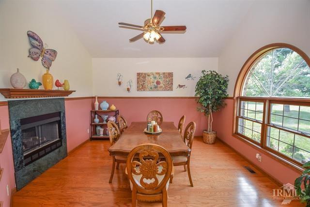 11300 West Division Road Yorktown, IN 47396 - Photo 20 of 36 Gallery Image 20