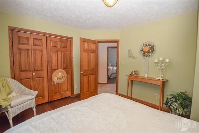 11300 West Division Road Yorktown, IN 47396 - Photo 25 of 36 Gallery Image 25