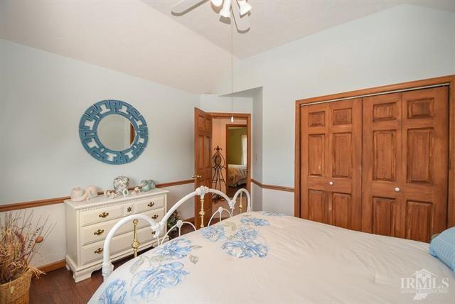 11300 West Division Road Yorktown, IN 47396 - Photo 29 of 36 Gallery Image 29