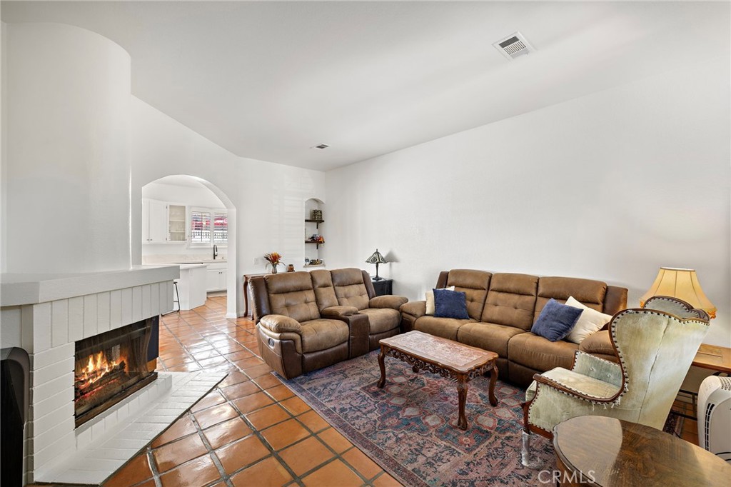 24375 Landover Road Laguna Hills, CA 92653 - Photo 5 of 33