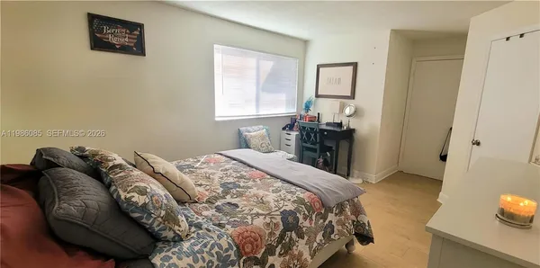 $2,400 | 12400 Vista Isles Drive, Unit 1422, Sunrise, FL 33325