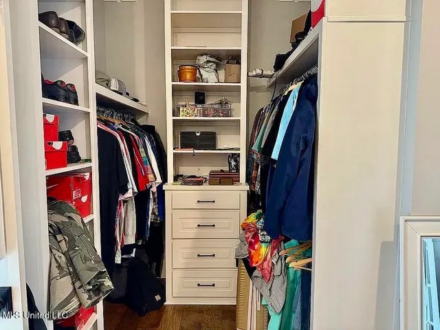 $565,000 | 133 Kathryn Drive, Brandon, MS 39042