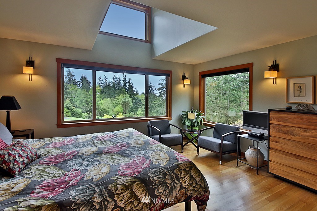 5261 Mutiny Bay Road Freeland, WA 98249 - Photo 13 of 25 Gallery Image 13