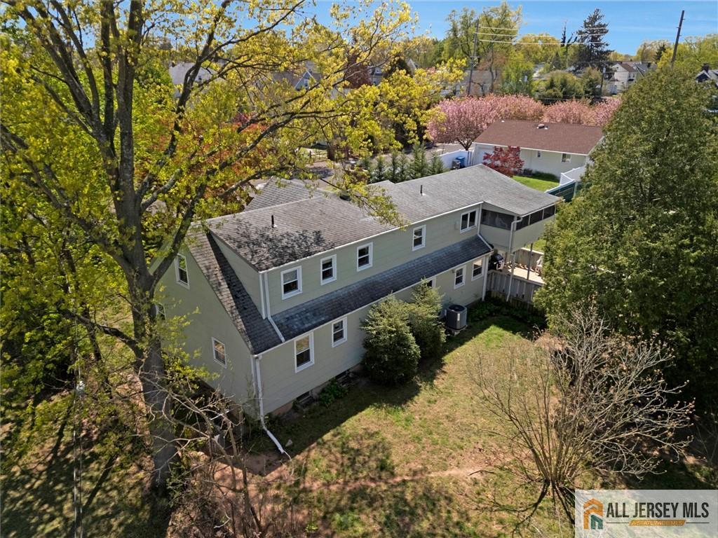 246 4th Street Dunellen, NJ 08812 - Photo 4 of 41