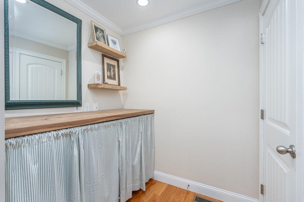 114 Young Road Barrington, NH 03825 - Photo 18 of 37 Gallery Image 18
