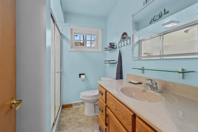 $199,900 | 815 Sunset Avenue, Algoma, WI 54201